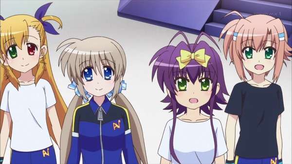 Vivid Strike1話022