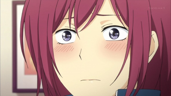 045