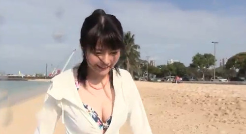 【画像】声優・竹達彩奈ちゃんの谷間がこんなにはっきり見えるなんて