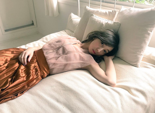 声優・飯田里穂さんのこの画像H過ぎwww