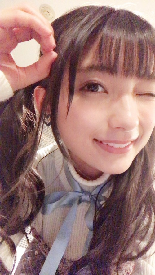 【画像】声優・高野麻里佳ちゃんのウインクがヤバイくらい可愛い