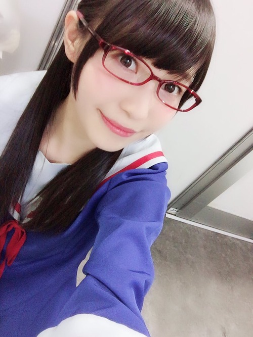 【画像】声優・松井恵理子さんはやっぱみでしの制服+メガネが一番だな