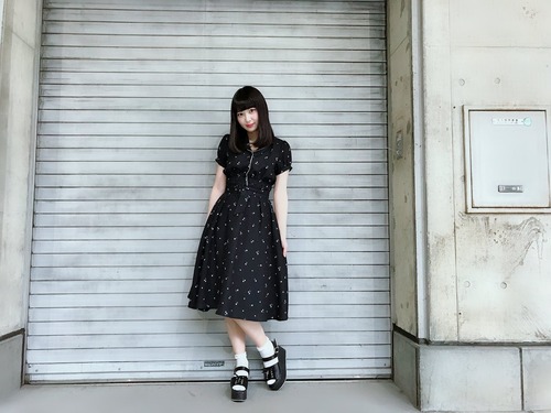 DcfXO2_U0AA15-h