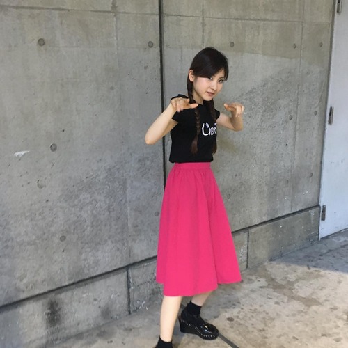 momoka_hayashi_32903591_1696340367069194_2929878452829945856_n