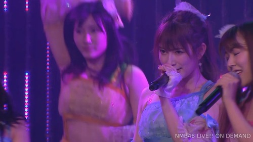 Dz7Ncu8UcAIn-b-