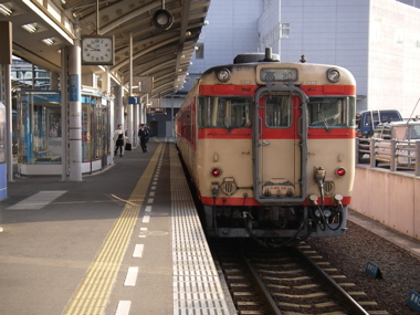 高松到着