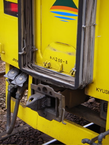 キハ200連結器