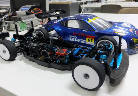 Amazon | タミヤTT02用 ドリフトタイヤ 1/10電動4WDツーリングカー タイヤ ブラック 4個入 | ラジコン・ドローン 通販