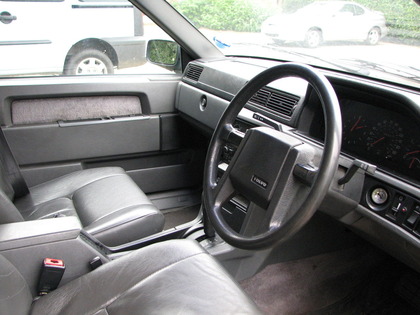 volvo940interior
