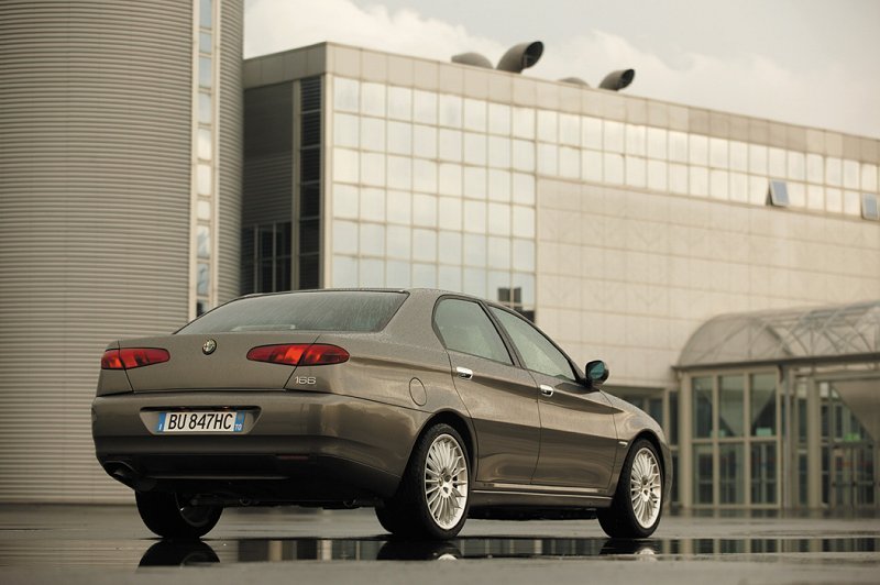 Alfa166_back