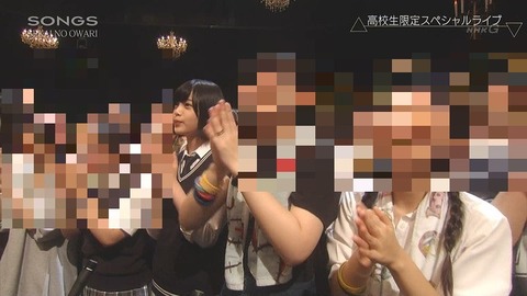 曲披露9