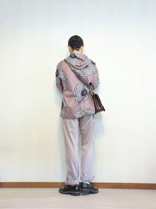 マルニピアフリカン＆ピンクベージュパンツ (5)