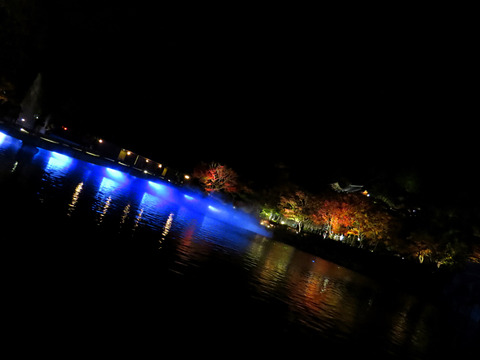 2014-11-23-19-53-13