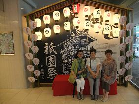 DSCF2052-b10