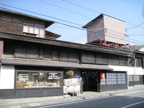 022-1