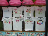 2 Tシャツのお店 モンパルナスよ〜