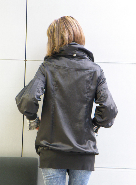 c バックスタイル