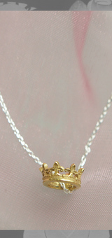 1 王冠のネックレス〜 49000円