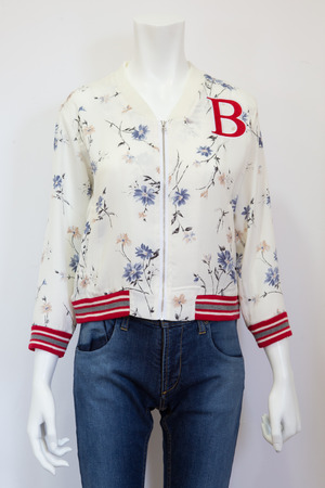BS8R5775