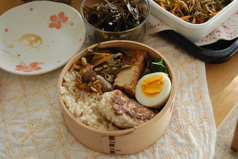 鶏レバー煮