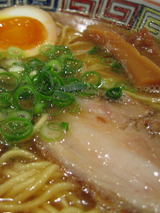20080403紀州和歌山らーめん たかし−ラーメン02