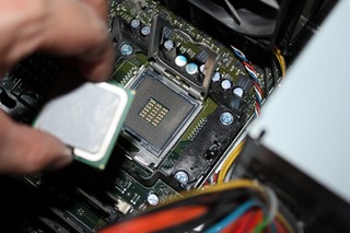 8400CPUはめ込み
