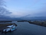 西川名の港