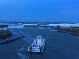 西川名の港