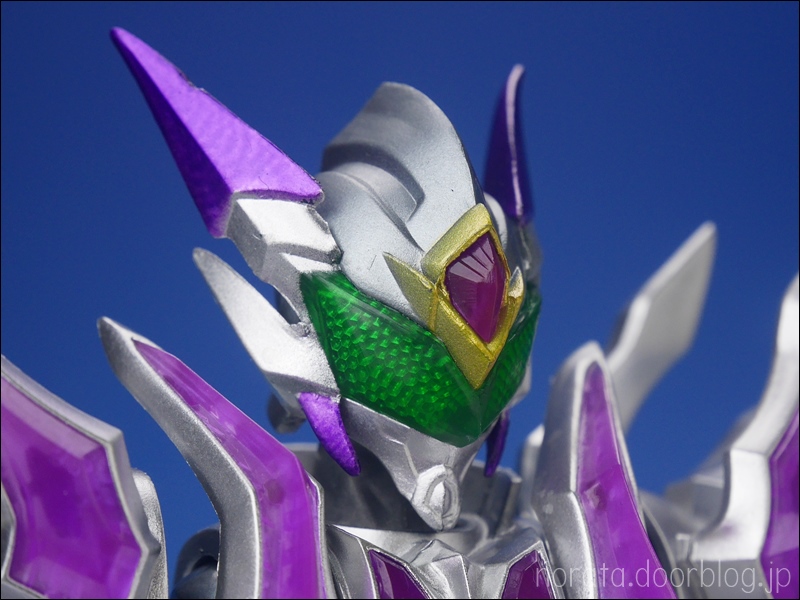 armorhero_cliff(8)