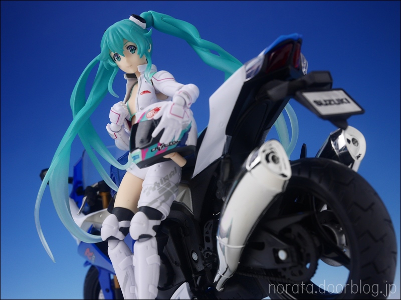 figma_racingmiku_evmirai(45)