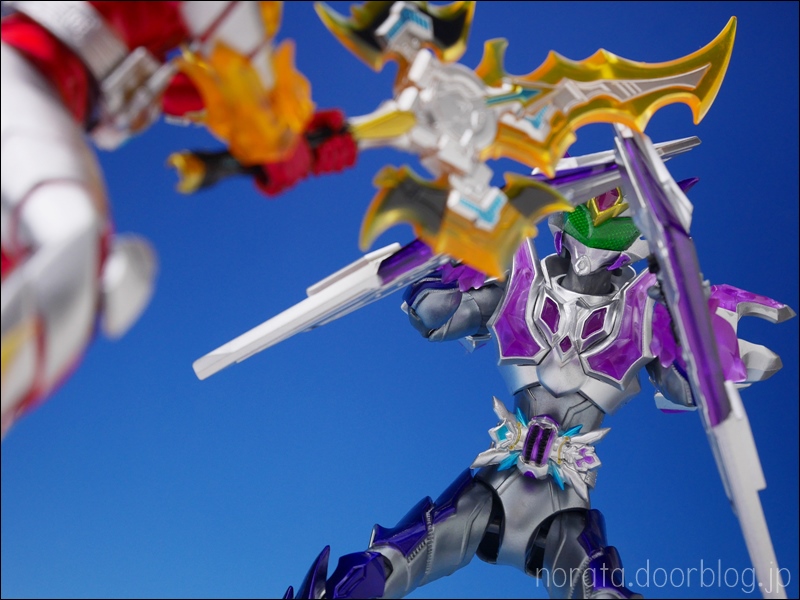 armorhero_cliff(33)