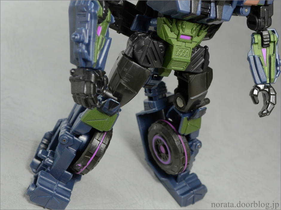 TFG_onslaught(13)