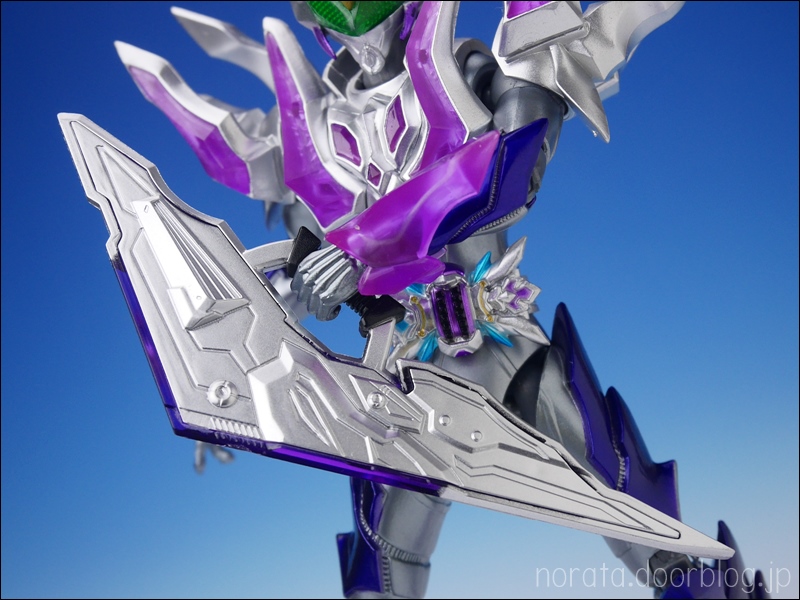 armorhero_cliff(17)