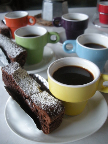 Torta al cioccolato チョコレートケーキ : おいしいイタリア