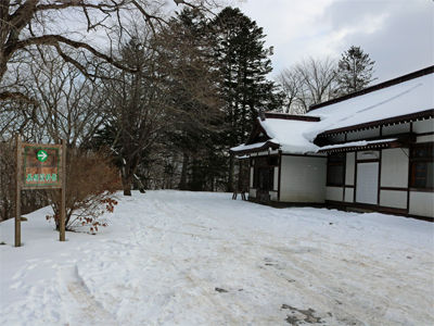 義経神社-(1)