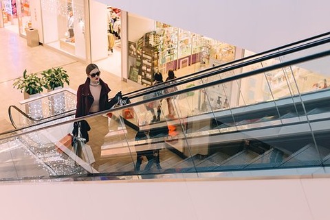 people-2594681__340