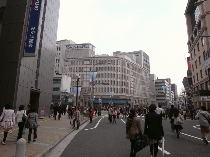 三宮30