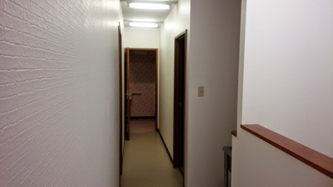 ②新・新津校 キレイな廊下