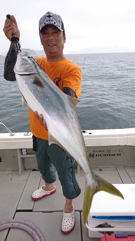 ブリ89cm