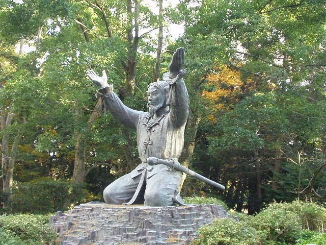 多くに