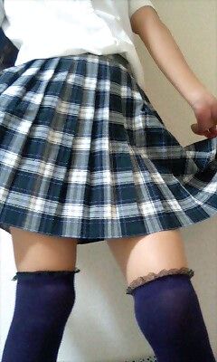 445_1