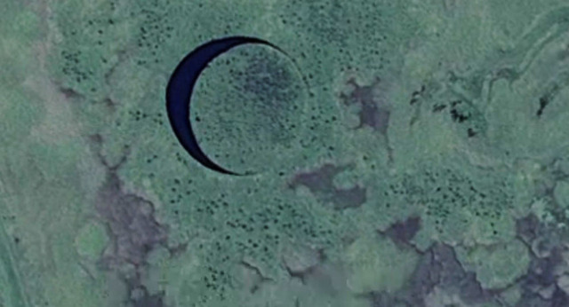 【速報】アルゼンチンの湿地帯で島が発見される。なお、完全な円形で浮いて回転している模様。
