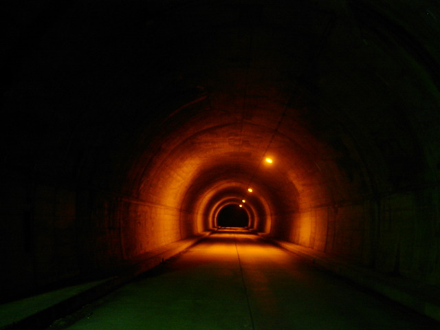トンネr