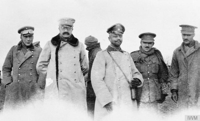 The_Christmas_Truce_on_the_Western_Front,_1914_Q50721