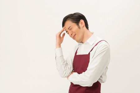 スーパーの店員