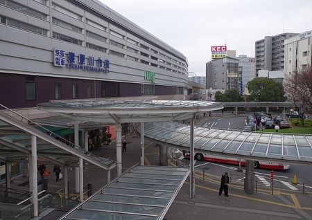 寝屋川市駅周辺