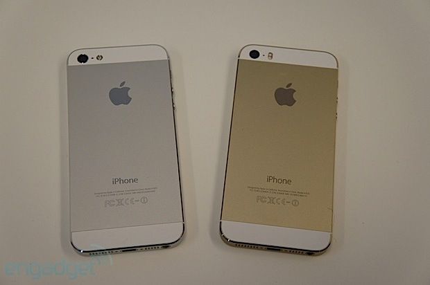 iPhone5sのシルバー・ゴールドのあまりの品薄に不満爆発 : ATRPG