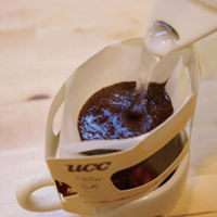 1-ＵＣＣ　注ぎアップ