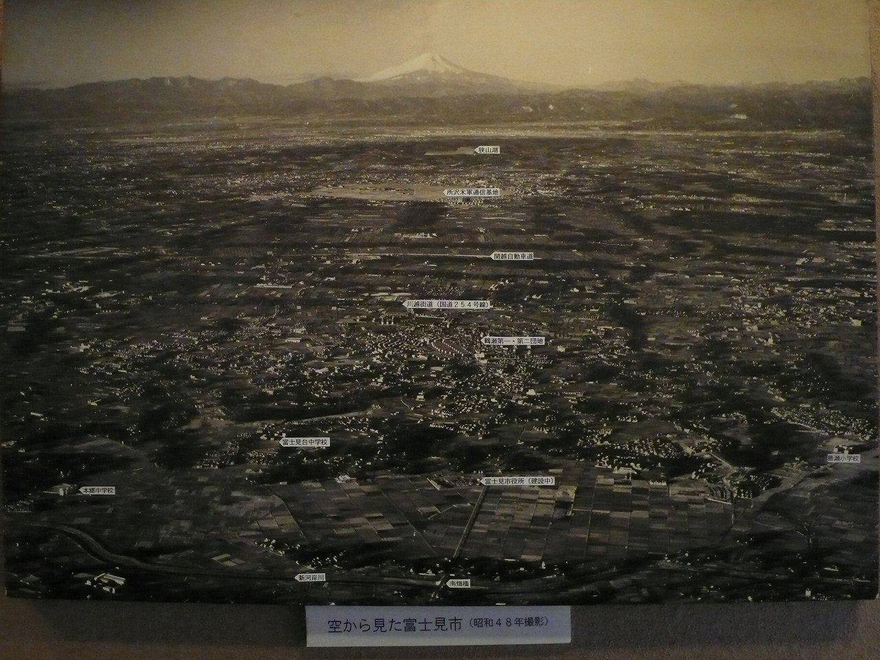 e66b0428