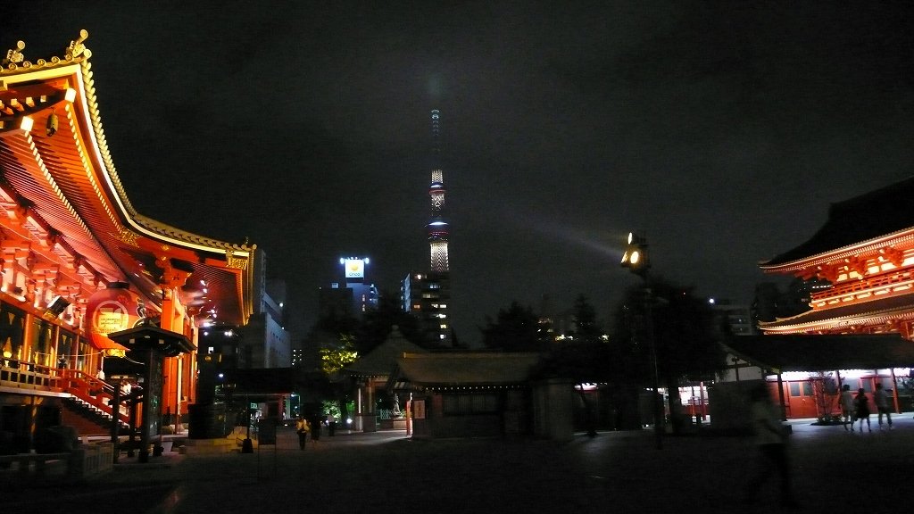 Åìµþ¥¹¥«¥¤¥Ä¥ê¡¼ÆÃÊ̥饤¥È¥¢¥Ã¥×¡Ê2012.9.7¡Ë